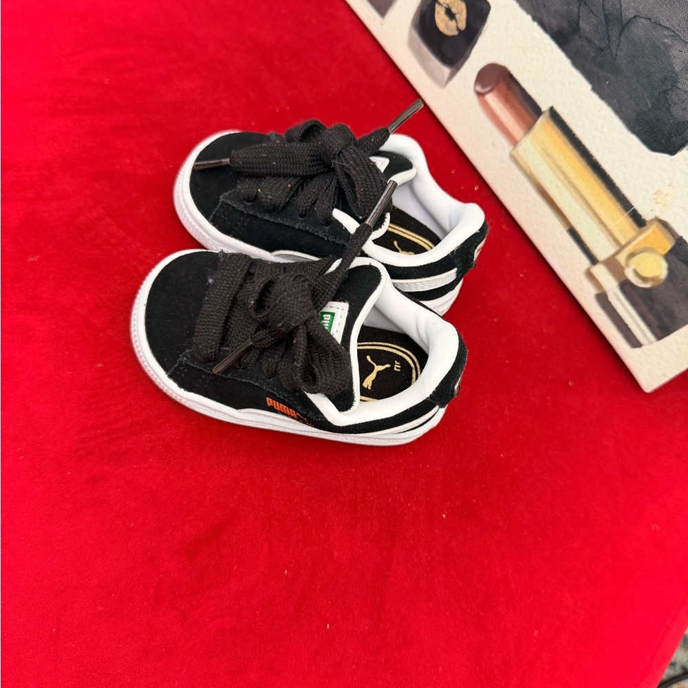 Puma SuedeXL Kids Black and White Suede Lace-Up Sneakers